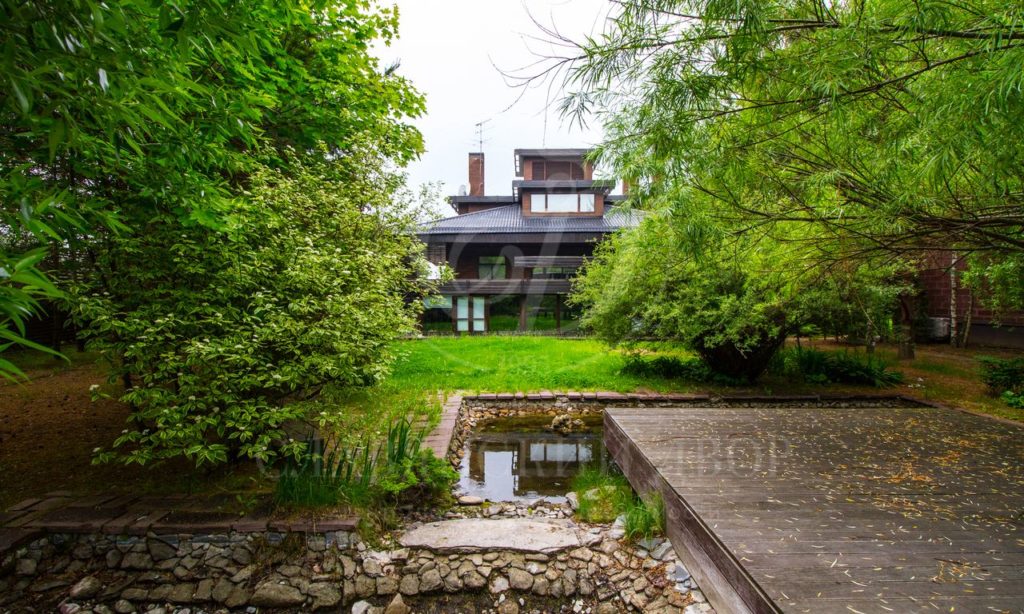 Знаменское поле