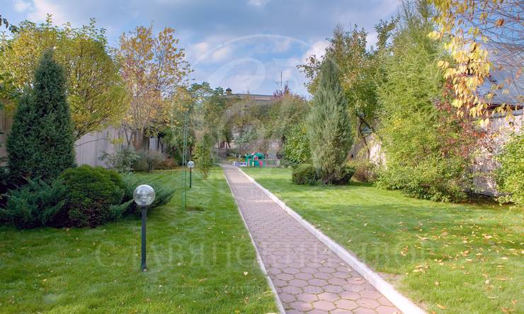 Лот-151-103786 посёлок Александровка Рублево-Успенское шоссе Александровка