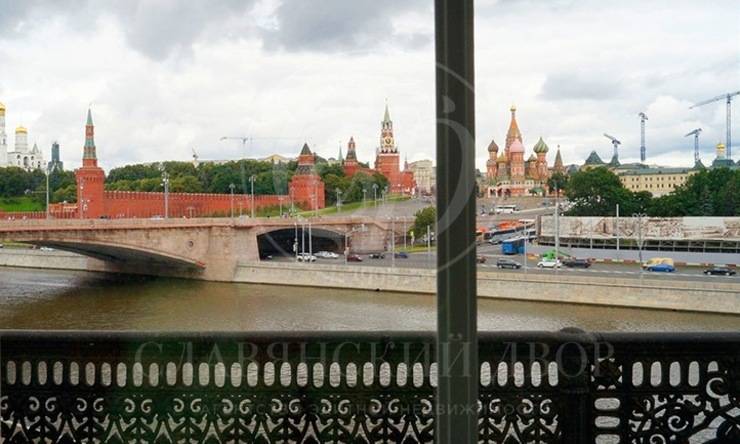 Аренда офиса  на набережной с видом на Кремль