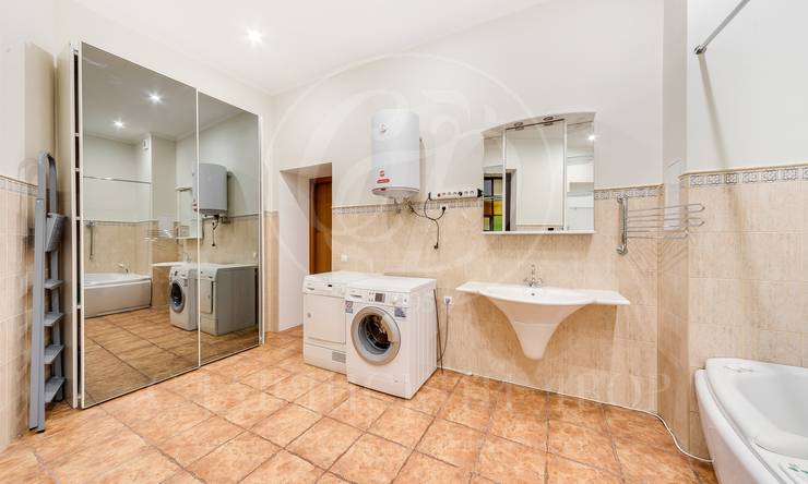 Лот-9593-122663 Продажа квартиры Тверская