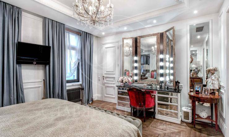 Лот-9266-130337 Продажа квартиры Цветной бульвар