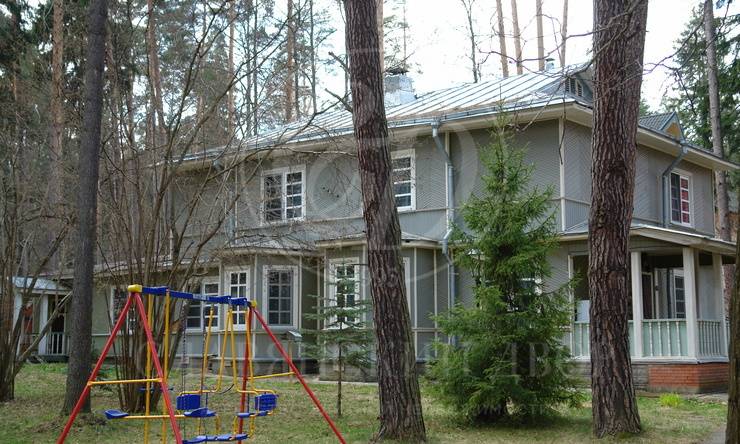 На продажу дом в поселке Жуковка-3