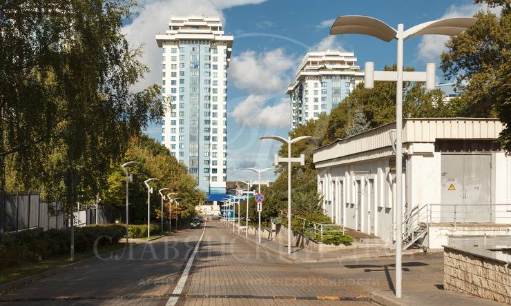 Лот-10109-142242 Продажа квартиры Мосфильмовская