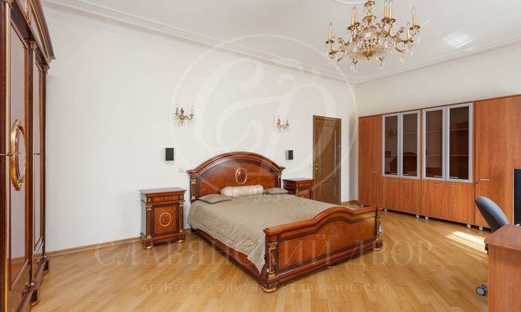 Лот-10109-142249 Продажа квартиры Мосфильмовская