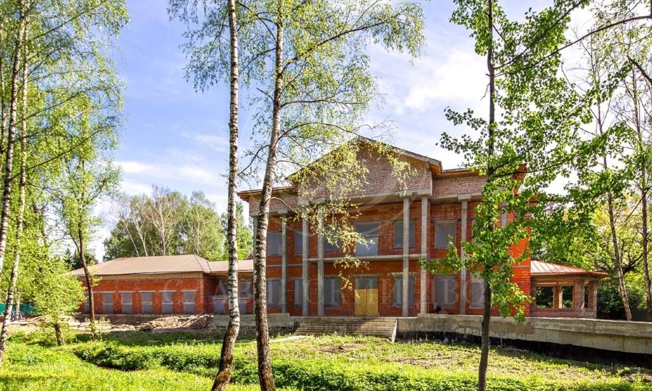 На продажу дом в поселке Немчиновка