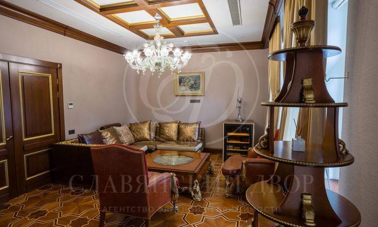 продажа  ЦАО Библиотека им. Ленина Знаменка