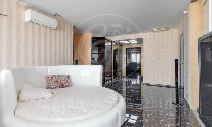 Лот-10321-155165 Продажа квартиры Северо-Запад