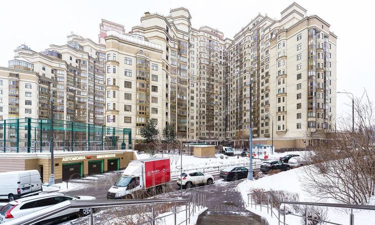 Лот-10416-160742 Продажа квартиры Университет