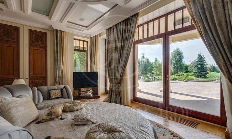 Лот-7853-161592 продажа дома Сколковское шоссе Сколково