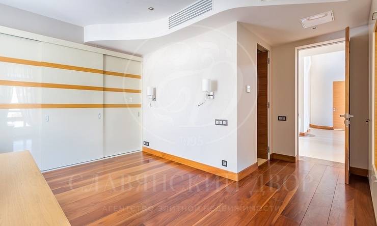 Лот-7931-164723 аренда дома Рублево-Успенское шоссе Жуковка 21 (XXI)