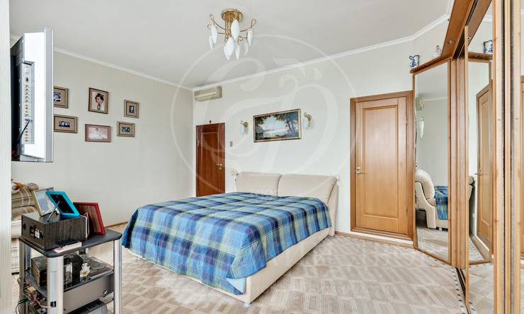 Лот-10474-165183 Продажа квартиры Новослободский