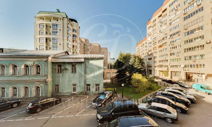 Лот-10676-170764 Продажа квартиры Тверской