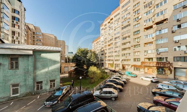 Лот-10676-170767 Продажа квартиры Тверской