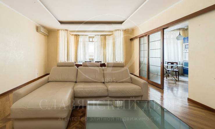 Лот-10676-170769 Продажа квартиры Тверской