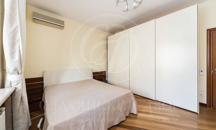 Лот-10676-170782 Продажа квартиры Тверской