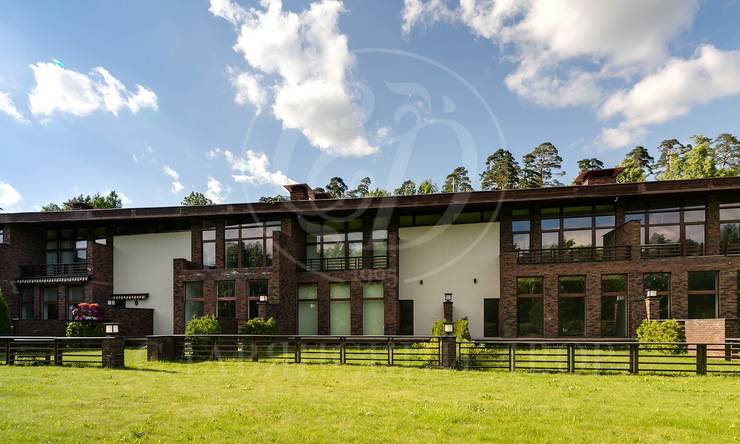 Лот-7604-171480 аренда дома Рублево-Успенское шоссе Петрово-Дальнее