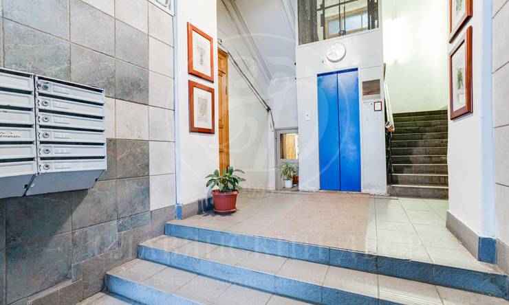 Лот-10559-176646 Продажа квартиры Остоженка