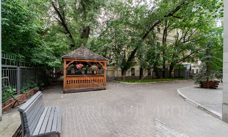 Лот-10221-177543 Продажа квартиры Остоженка