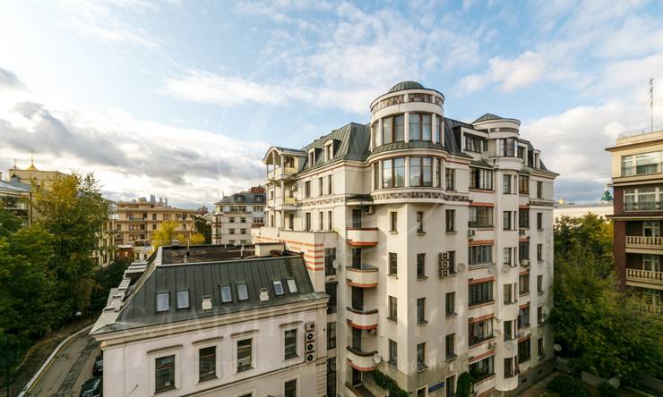 Лот-10592-182910 Продажа квартиры Остоженка