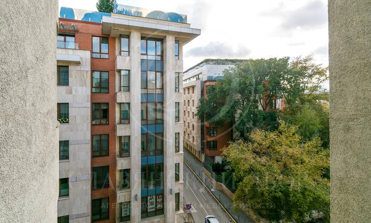 Лот-10592-182915 Продажа квартиры Остоженка