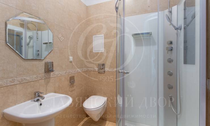 Лот-10929-183732 Продажа квартиры Тверской