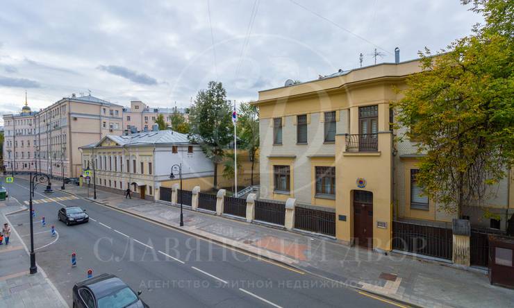 Лот-10929-183736 Продажа квартиры Тверской