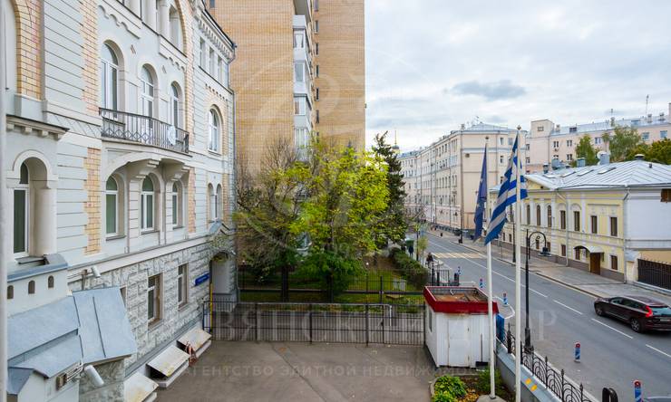 Лот-10929-183737 Продажа квартиры Тверской