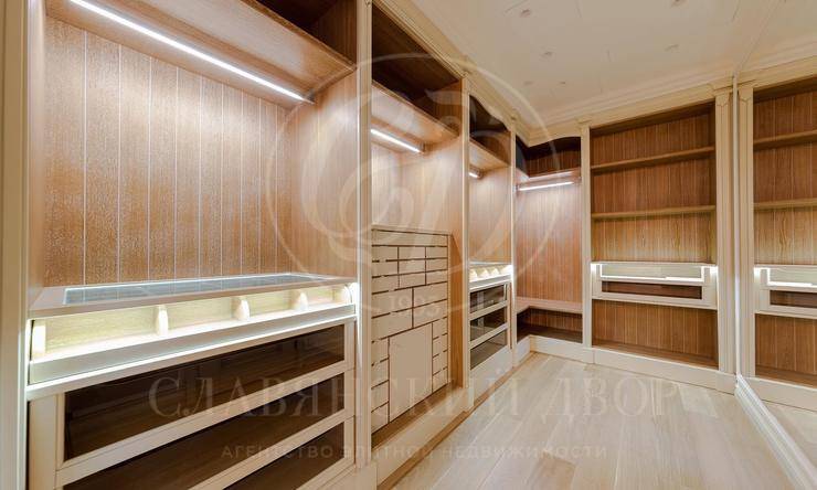 Лот-11001-186427 Продажа квартиры Мосфильмовская