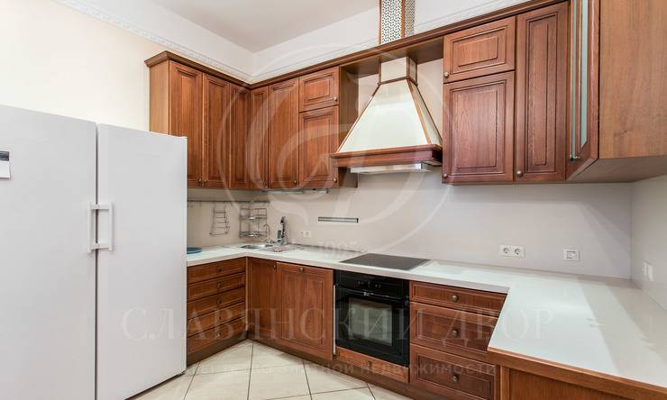 Лот-11083-190611 Продажа квартиры Кузнецкий мост, Лубянка