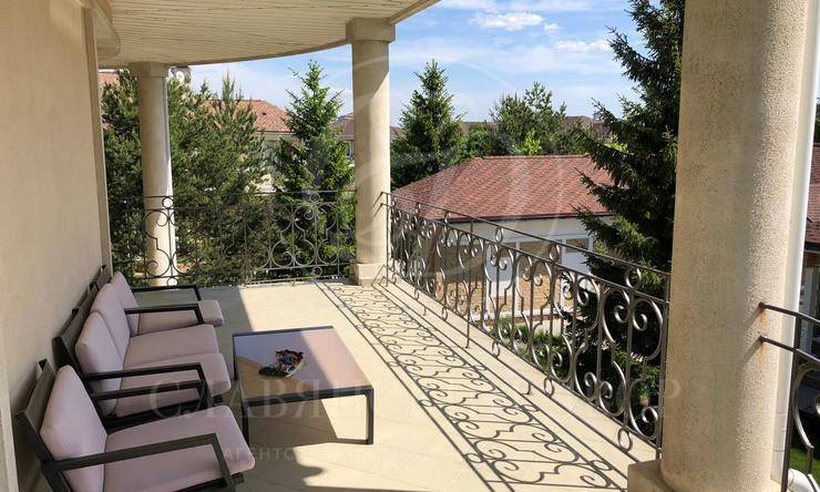 Лот-8319-190726 аренда дома Новорижское шоссе Бенилюкс