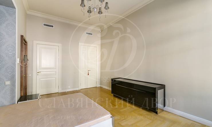 Лот-10928-192314 Продажа квартиры Тверская