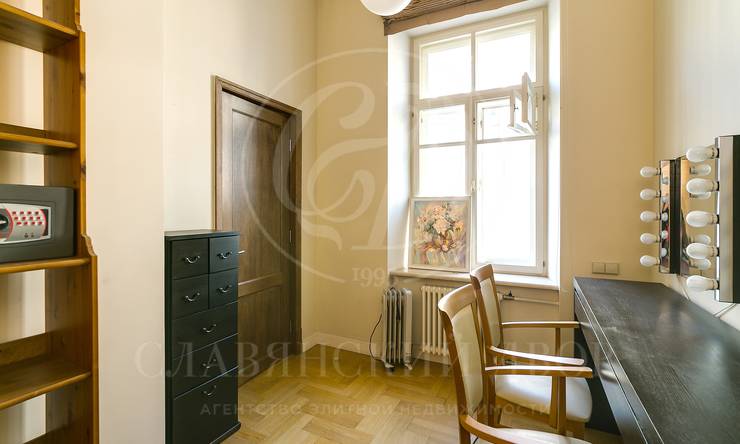 Лот-10928-192317 Продажа квартиры Тверская