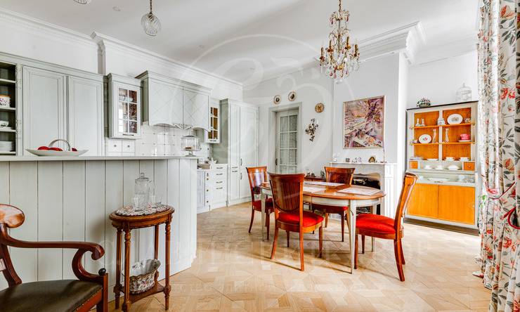 Лот-11104-192344 Продажа квартиры Басманный