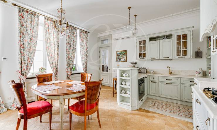 Лот-11104-192345 Продажа квартиры Басманный