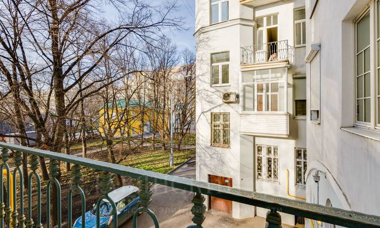 Лот-11104-192350 Продажа квартиры Басманный