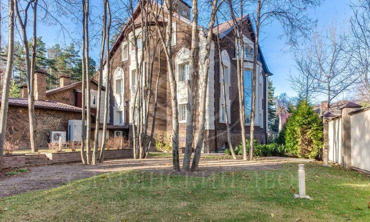 Лот-8470-192634 аренда дома Рублево-Успенское шоссе НПИЗ Барвиха