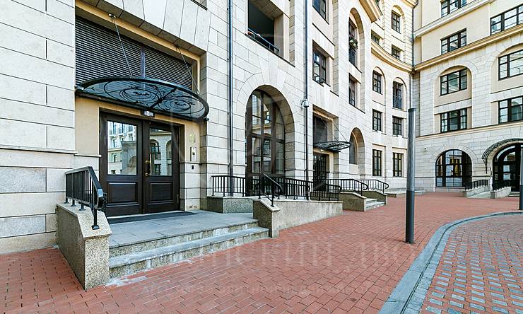 Лот-11169-196037 Продажа квартиры Тверская