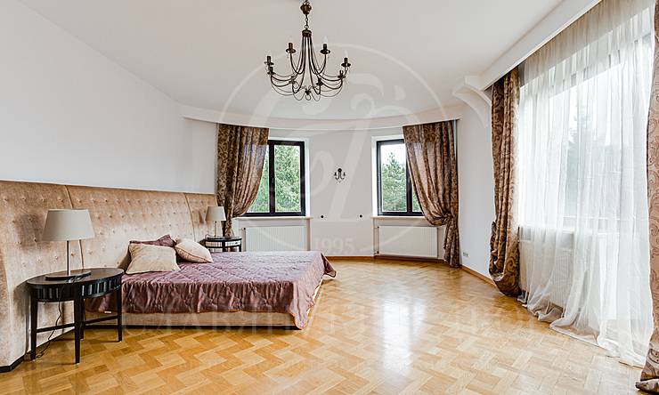 Лот-8404-196177 аренда дома Рублево-Успенское шоссе Усово Престиж