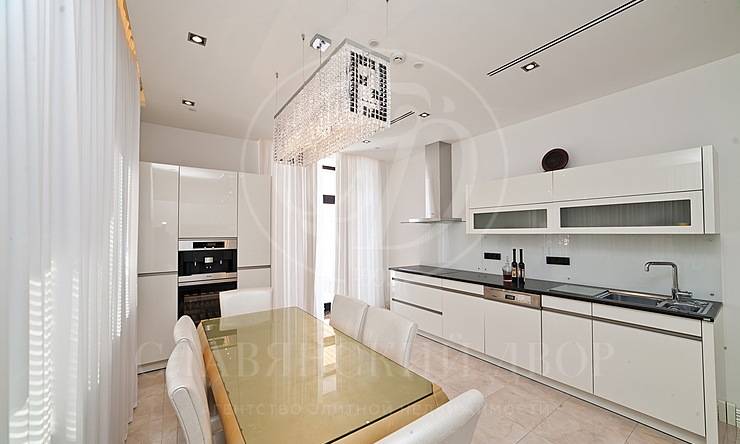 Лот-8548-198165 аренда дома Новорижское шоссе Бенилюкс