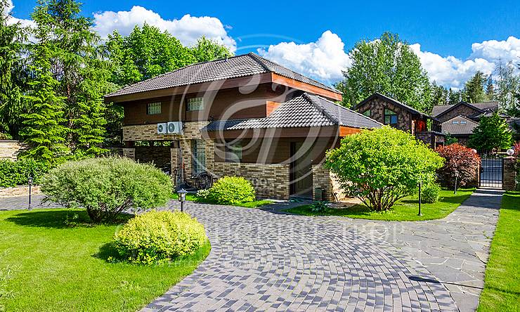 Лот-8006-199310 продажа дома Новорижское шоссе Спутник