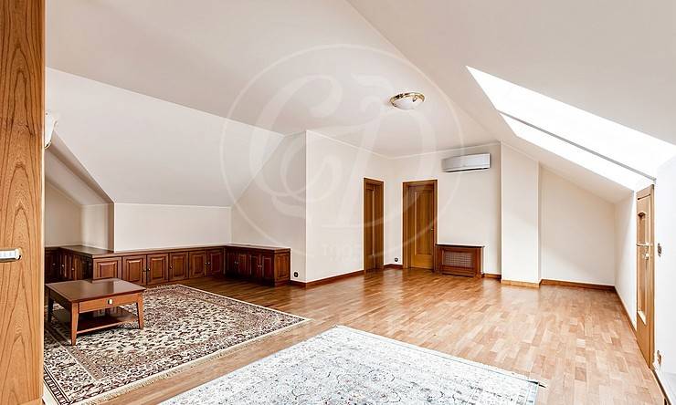 Лот-8205-199686 аренда дома Рублево-Успенское шоссе Жуковка-3