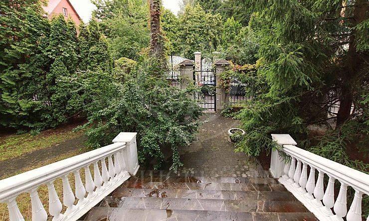 Лот-8604-202206 продажа дома Рублево-Успенское шоссе Барвиха-49 (Барвиха ГП1)