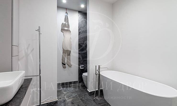 Лот-10740-203070 Продажа квартиры Остоженка