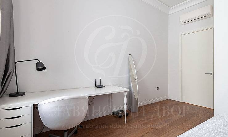 Лот-10740-203078 Продажа квартиры Остоженка