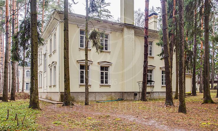 Лот-8653-207353 продажа дома 1-е Успенское шоссе Лебединое озеро