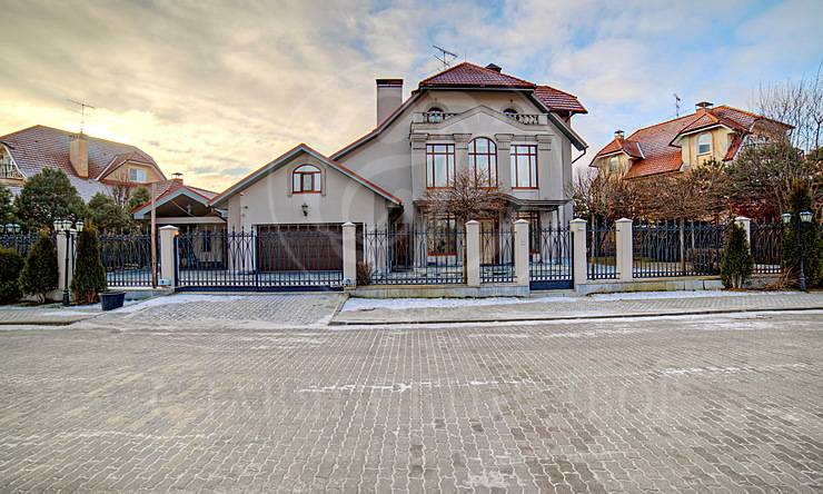 Лот-5992-208492 аренда дома Рублево-Успенское шоссе Петровский