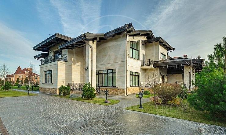 Лот-8730-210883 аренда дома Новорижское шоссе 3 Охота