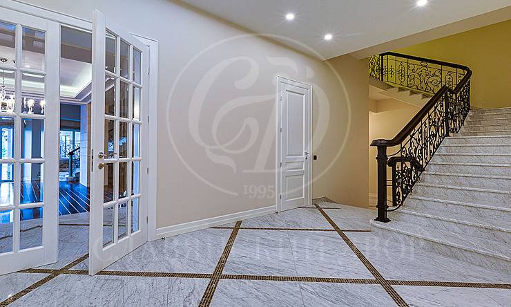 Лот-8730-210888 аренда дома Новорижское шоссе 3 Охота