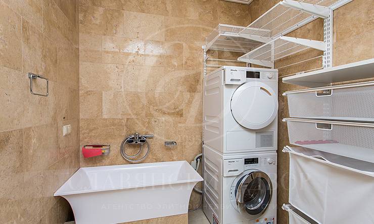 Лот-11480-214220 Продажа квартиры Крылатское