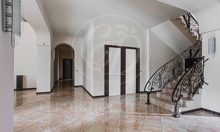 Лот-8764-216584 аренда дома Рублево-Успенское шоссе Архангельское-2